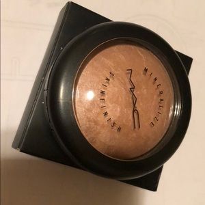 Must Have Mac BY CANDLELIGHT *NEW*